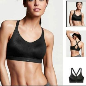 Victoria’s Secret Sport Black Mesh Sports Bra. 32D
